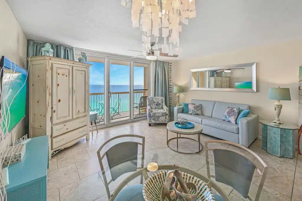 Completely remodeled spacious condo with coastal colors
